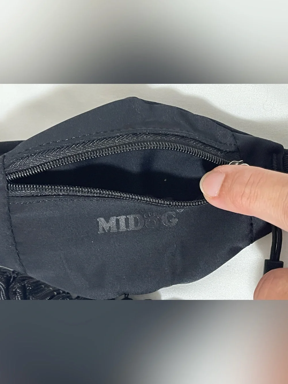MIDOG Black Hands-Free Bungee Dog Leash with Pouch NWOT